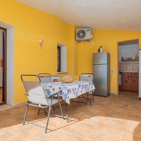 Seahouserent Cannigione Bagian luar foto